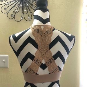 Victoria’s Secret Nude front clasp 34C bra